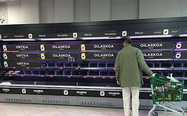 El Gobierno Vasco ampliará los horarios de reparto para evitar el desabastecimiento en grandes superficies