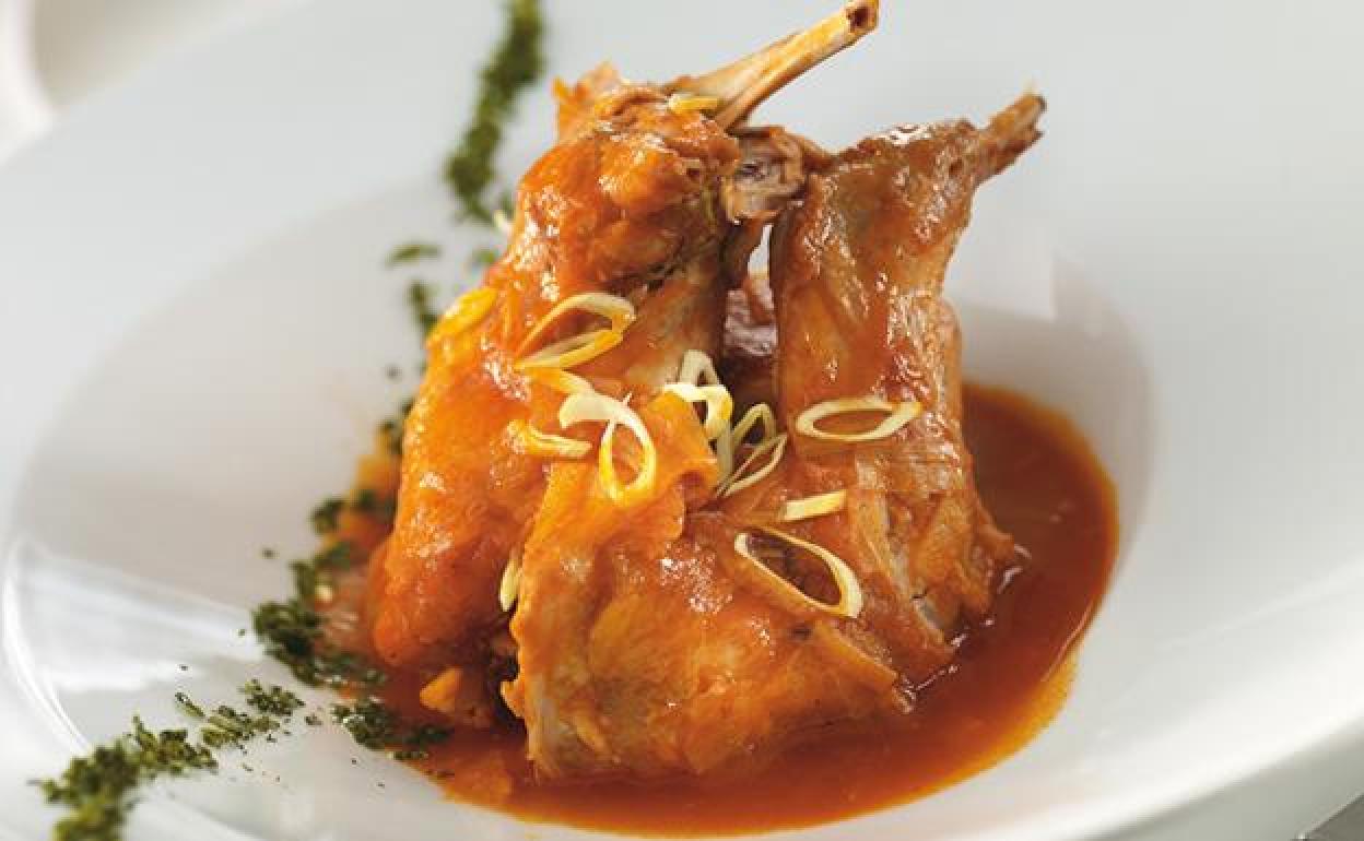 Conejo en salmorejo de Martín Berasategui