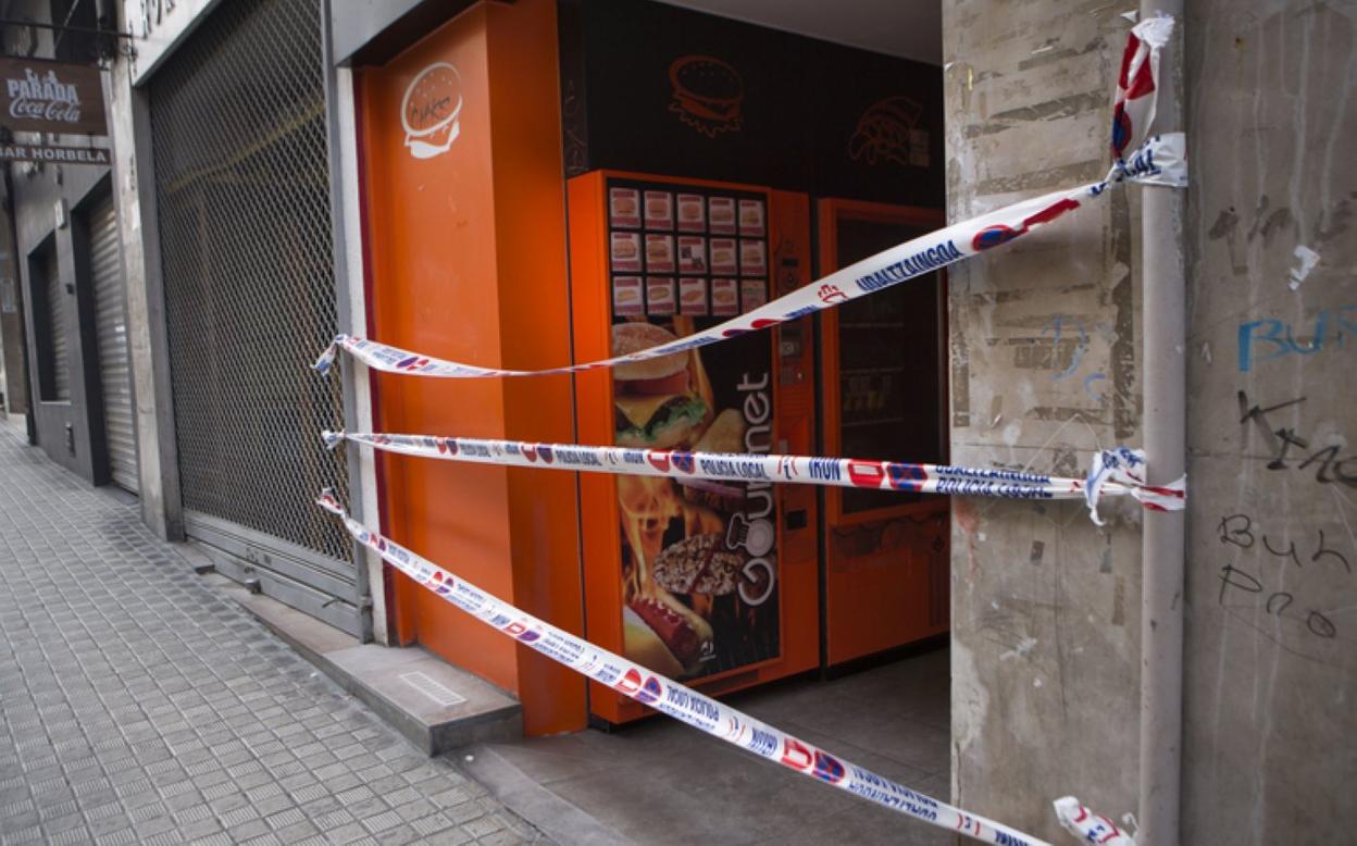 Los 'vending' se han clausurado por ser focos de riesgo. 