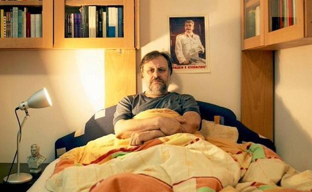 Imagen principal - Žižek, pandemia eta kontraesanak