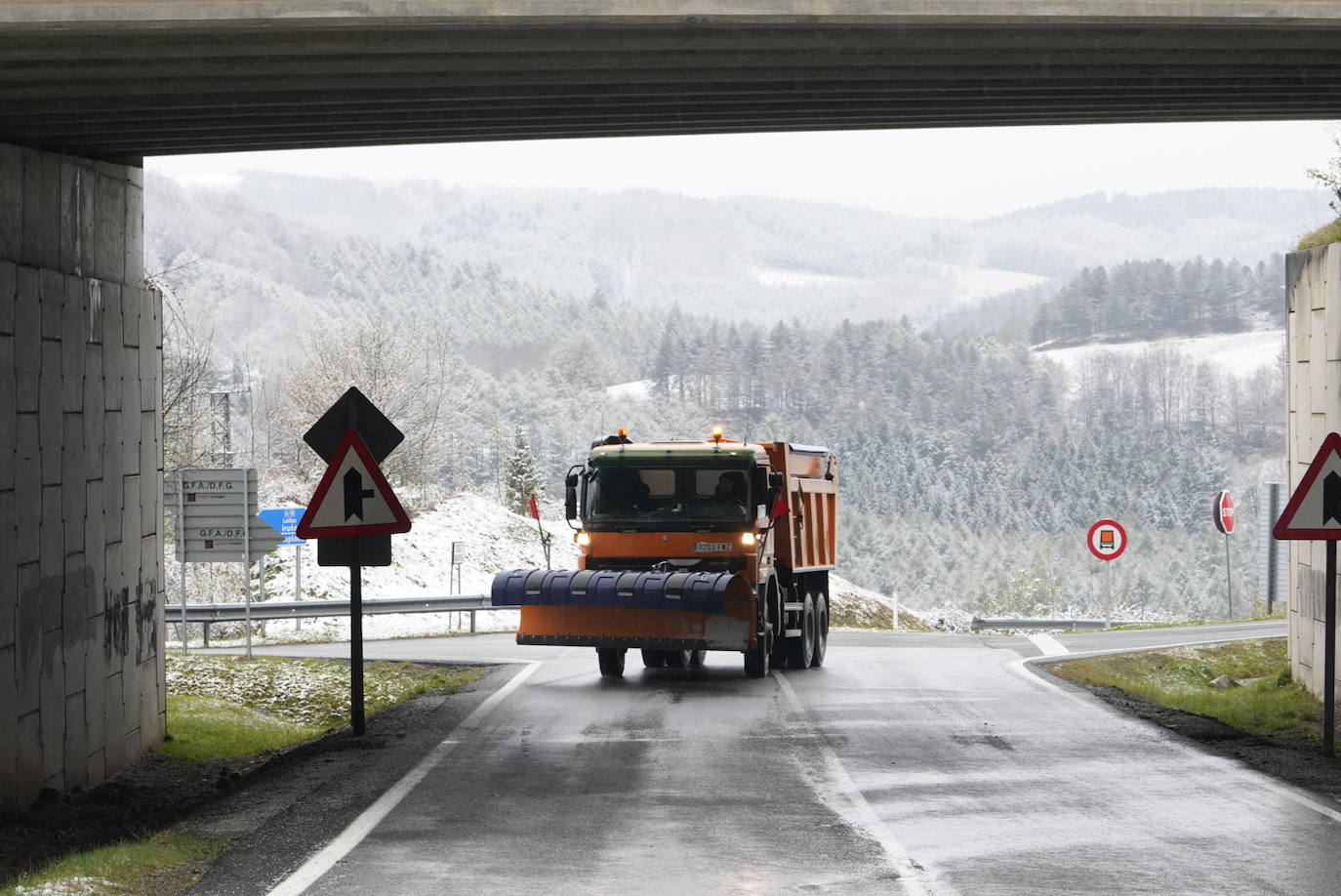 La Agencia Vasca de Meteorología, Euskalmet, prevé para este martes en Euskadi un ascenso de las temperaturas a partir de la tarde. La cota de nieve ascenderá conforme pasan las horas.
