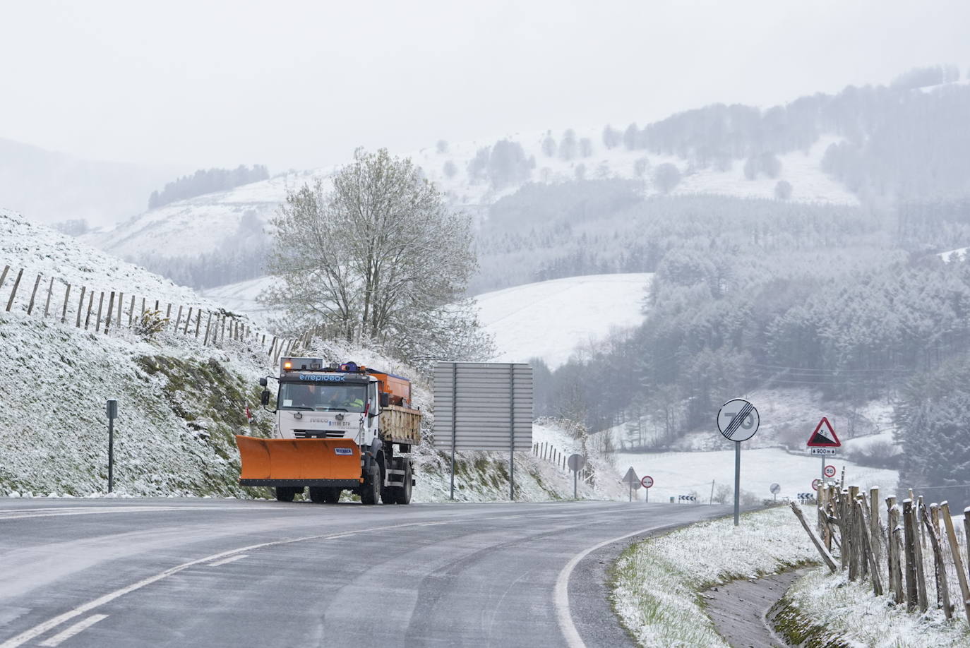 La Agencia Vasca de Meteorología, Euskalmet, prevé para este martes en Euskadi un ascenso de las temperaturas a partir de la tarde. La cota de nieve ascenderá conforme pasan las horas.