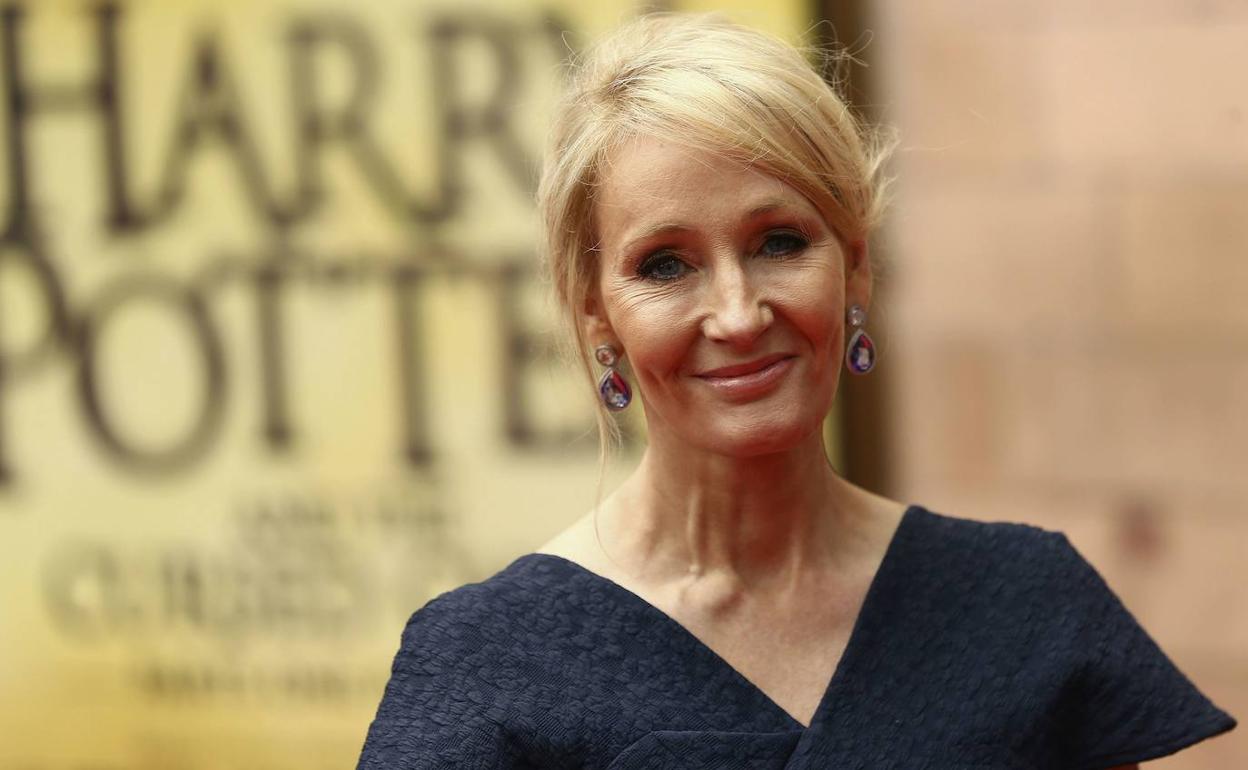 J.K. Rowling lanza una aplicación para dar «un toque de magia» al confinamiento