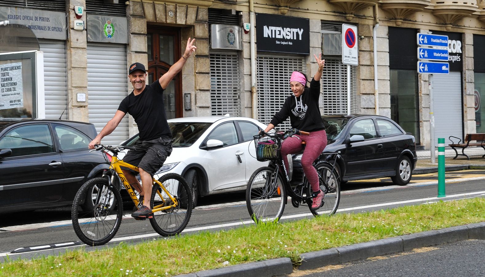 Fotos: Playa, deporte y paseos en San Sebastián