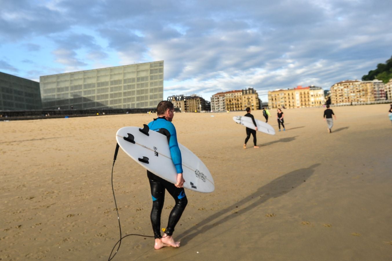 Fotos: Momentos de sol y playa en Donostia