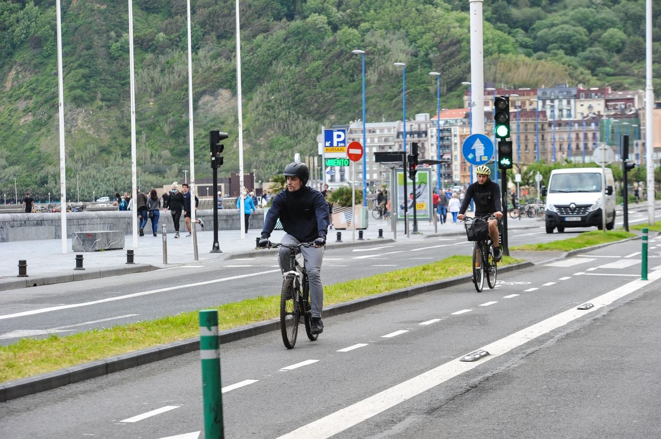 Fotos: Momentos de sol y playa en Donostia