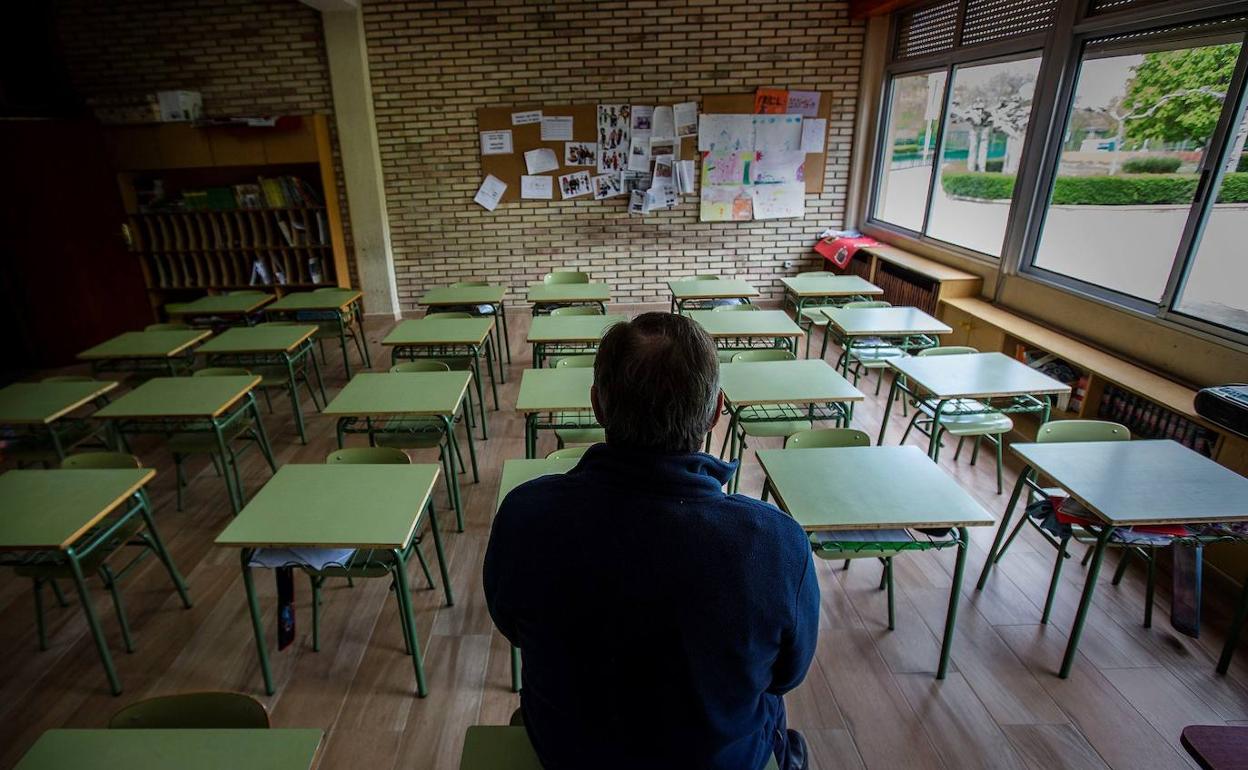 El Gobierno Vasco recibe con sorpresa la propuesta de Celaá de reducir a la mitad el número de alumnos por clase