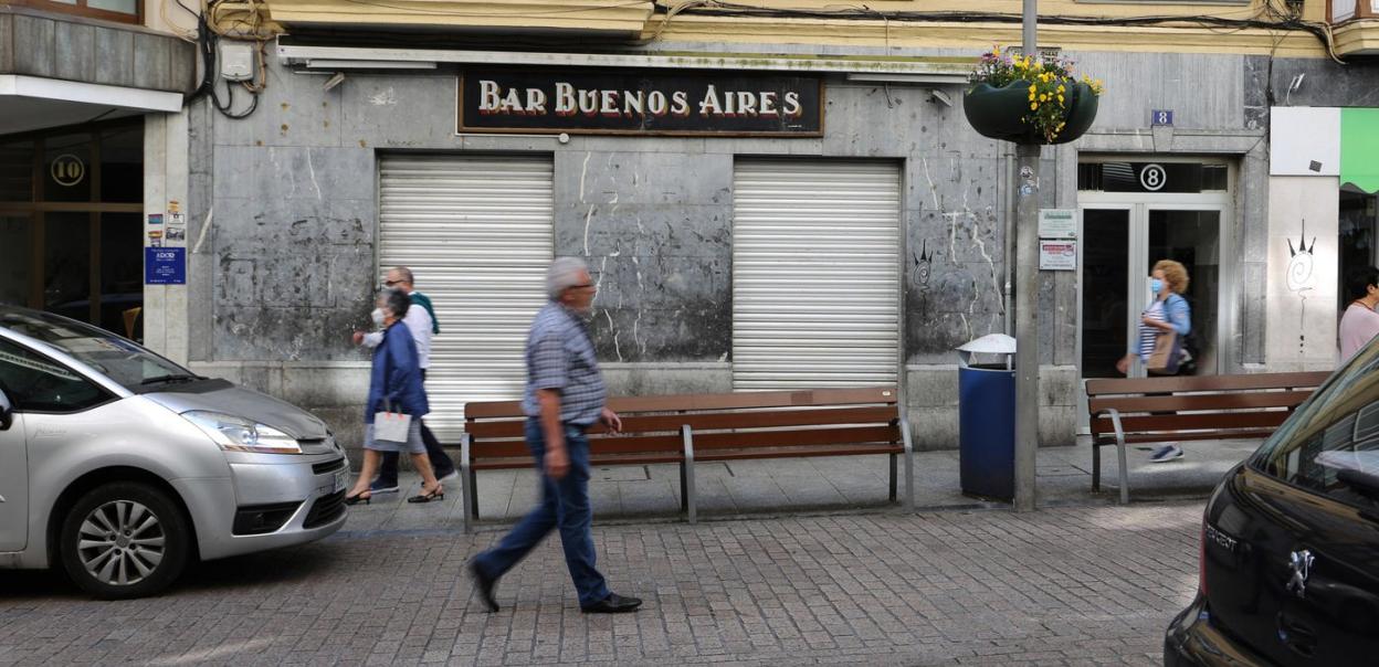 Ocho hosteleros de Eibar hacen campaña para mostrar «la seguridad» de sus  bares | El Diario Vasco