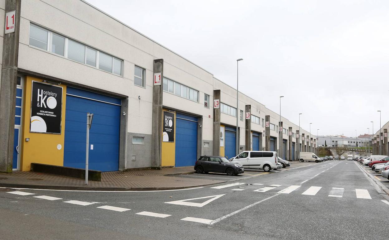 Imagen de la industrialdea Arretxe Ugalde de Irun, cerrada por el coronavirus.