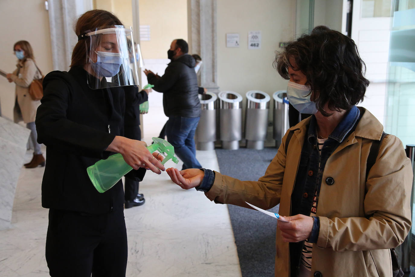 Reapertura del Teatro Victoria Eugenia. 