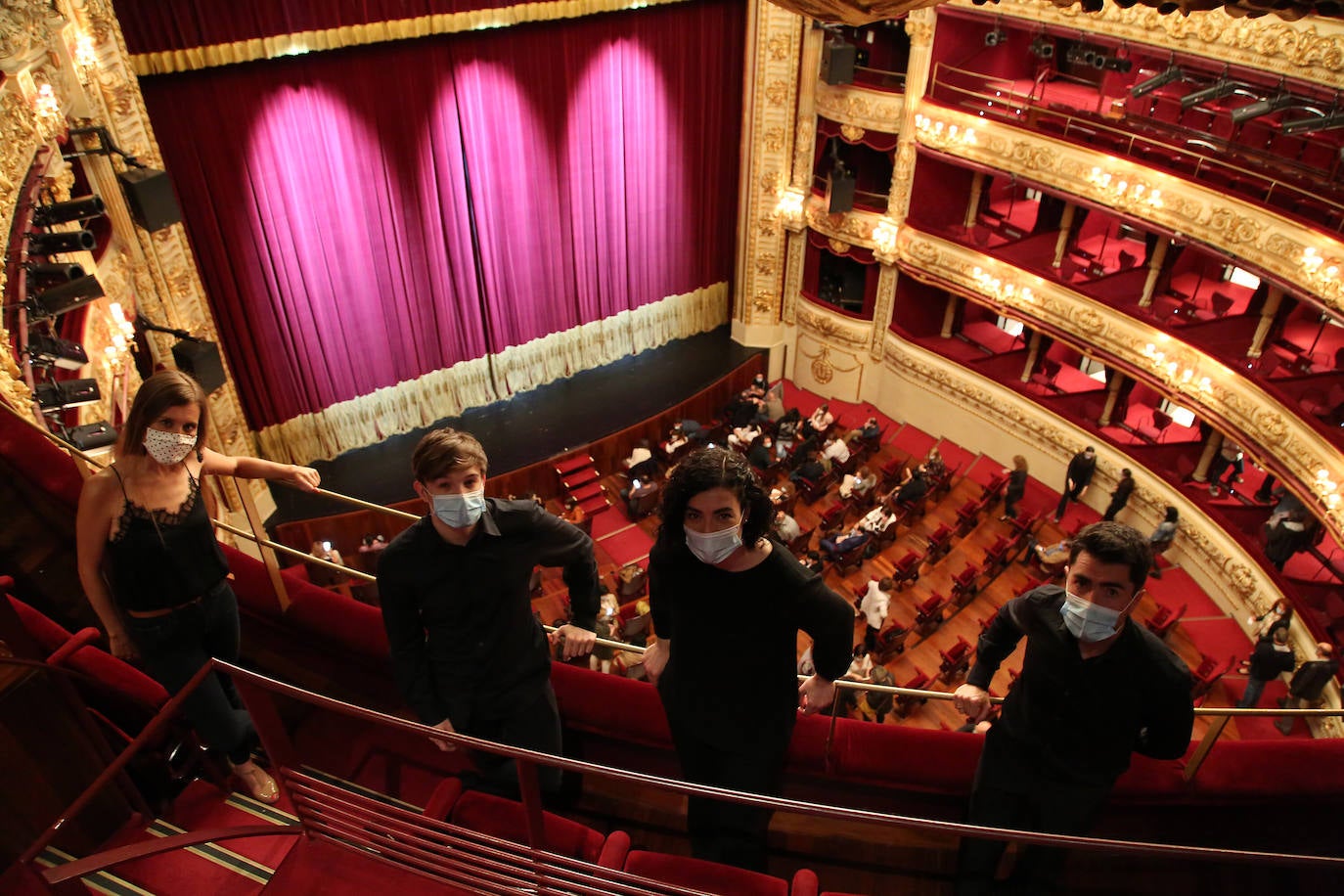 Reapertura del Teatro Victoria Eugenia. 