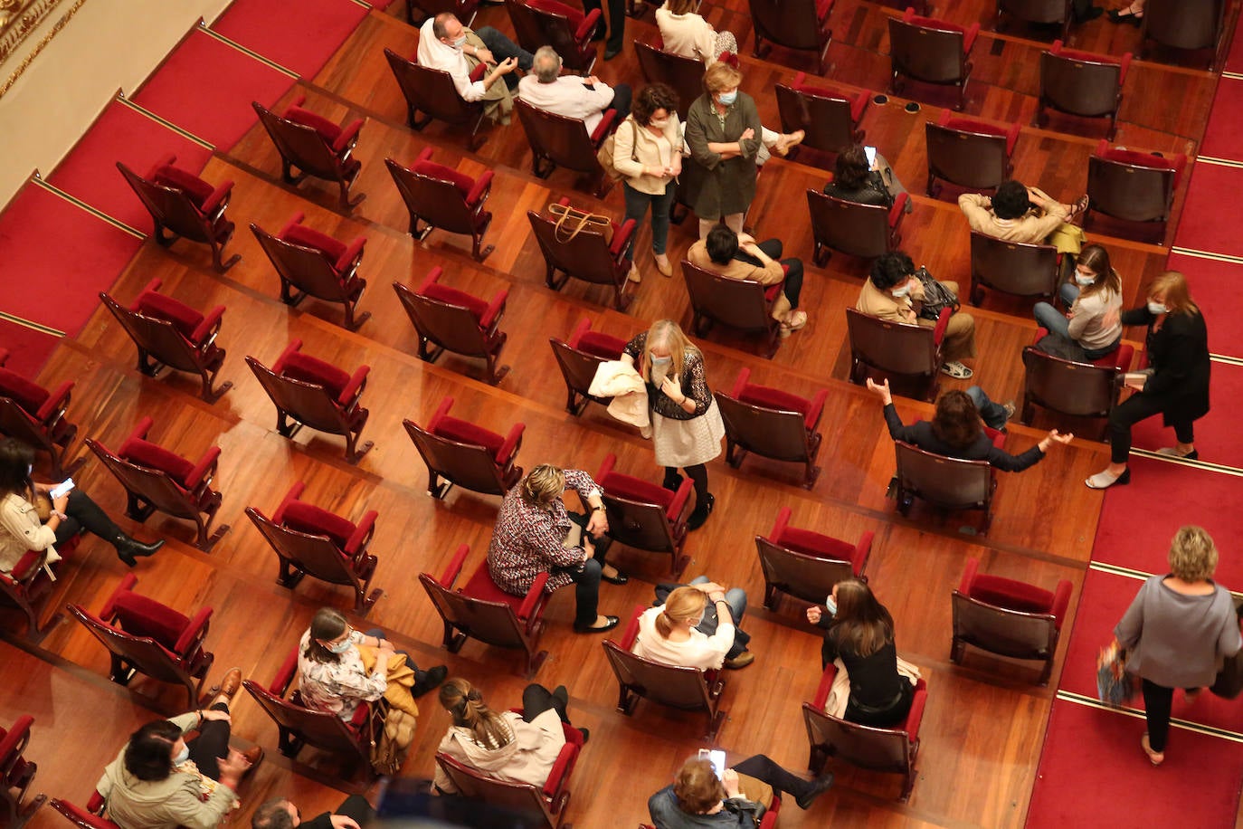 Reapertura del Teatro Victoria Eugenia. 