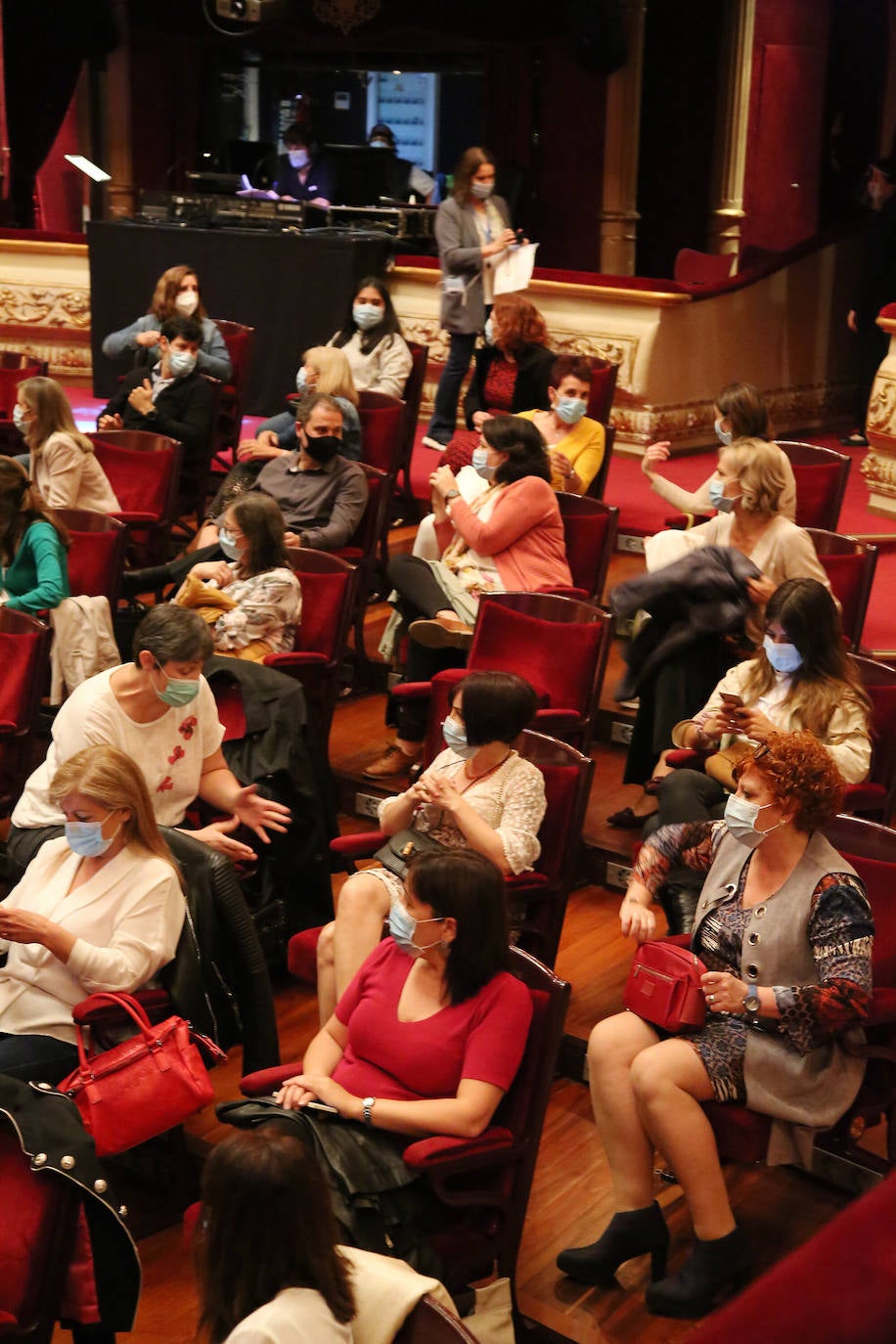 Reapertura del Teatro Victoria Eugenia. 