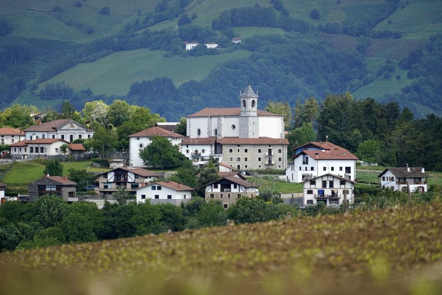 Orendain y Baliarrain, entre prados y bosques.