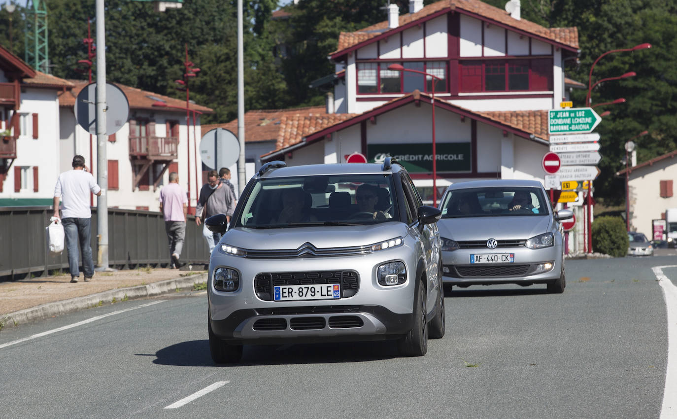 Las tiendas de la frontera han reabierto sus puertas tras el parón