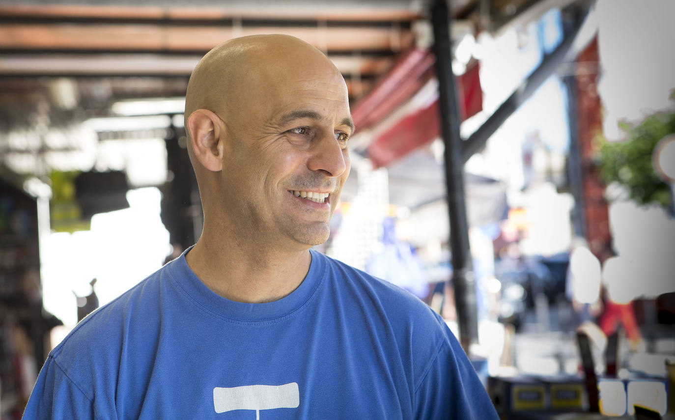 Las tiendas de la frontera han reabierto sus puertas tras el parón