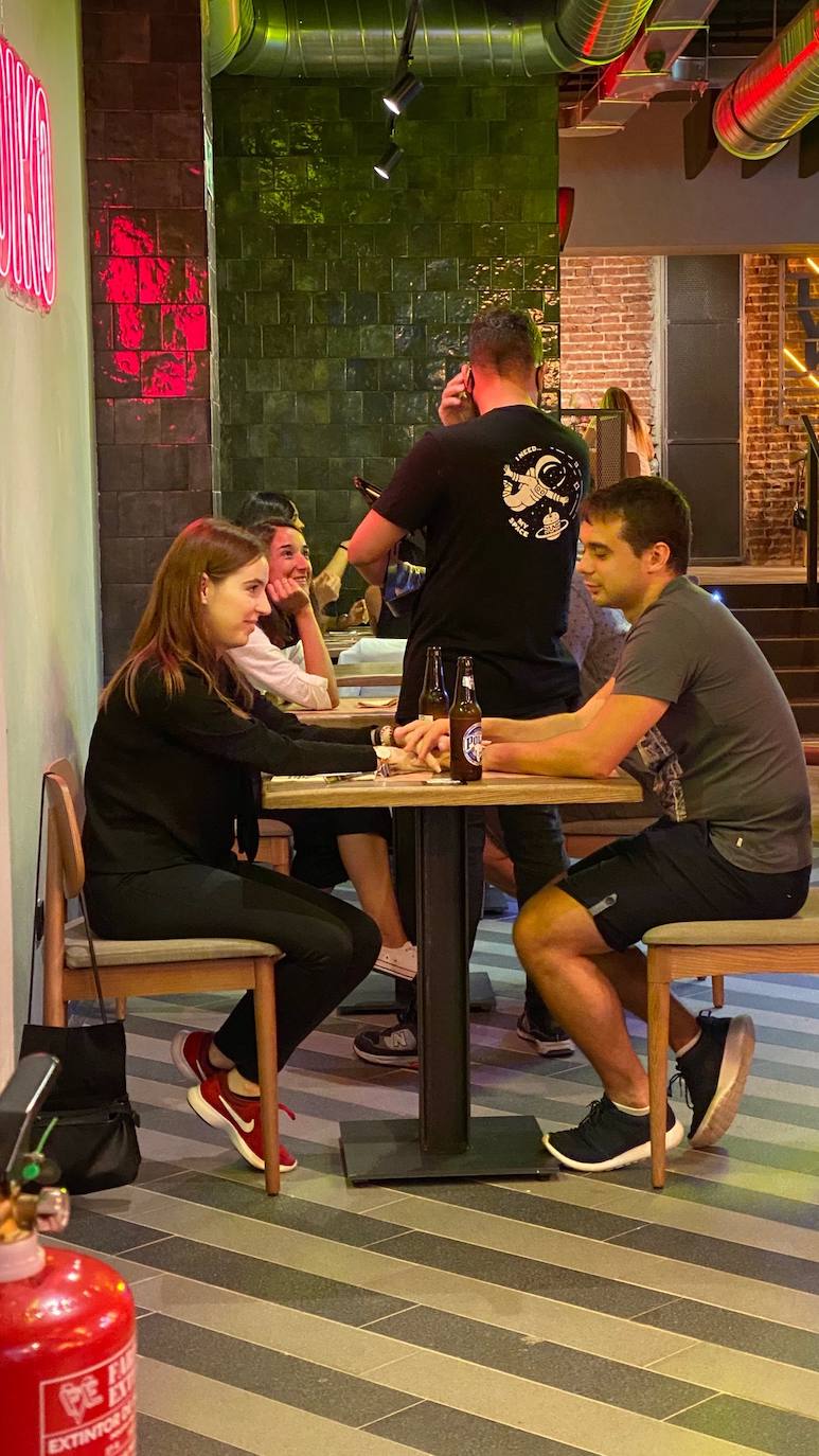 Ubicado en la calle Bergara, sus puertas se abrieron el 1 de julio y en las primeras horas de andadura, se han superado las mejores expectativas de público y facturación de la empresa