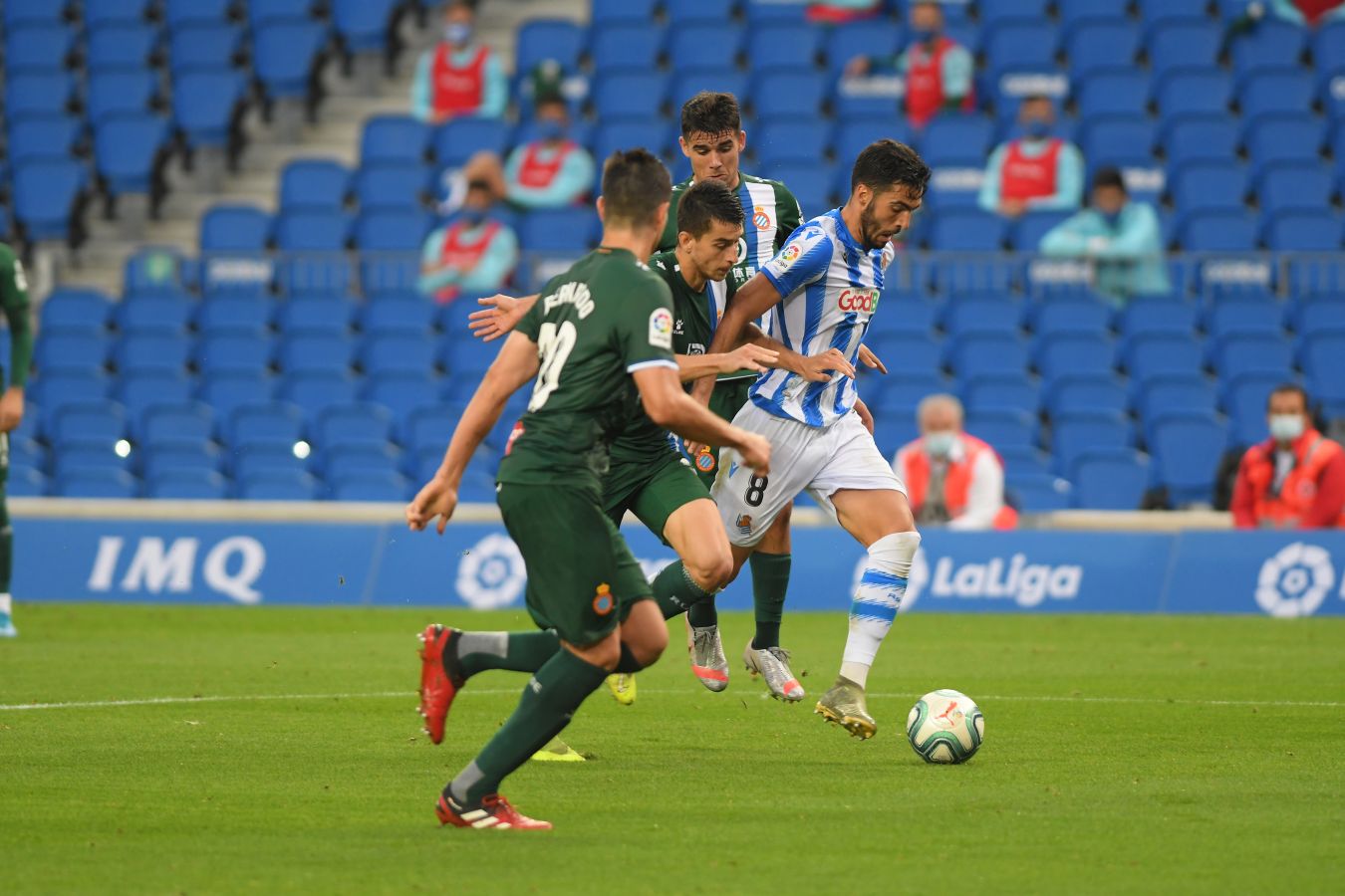 La Real Sociedad ha ganado su primer partido tras la vuelta de la Liga después de remontar a un Espanyol que se había adelantado en el marcador.