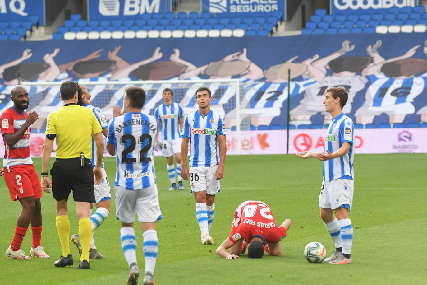 Las imágenes del encuentro disputado entre la Real Sociedad y el Granada en Anoeta