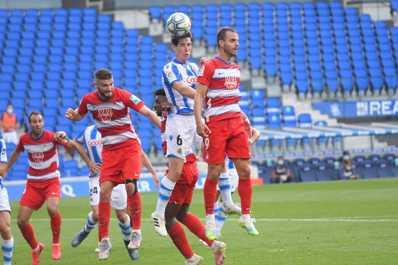 Las imágenes del encuentro disputado entre la Real Sociedad y el Granada en Anoeta