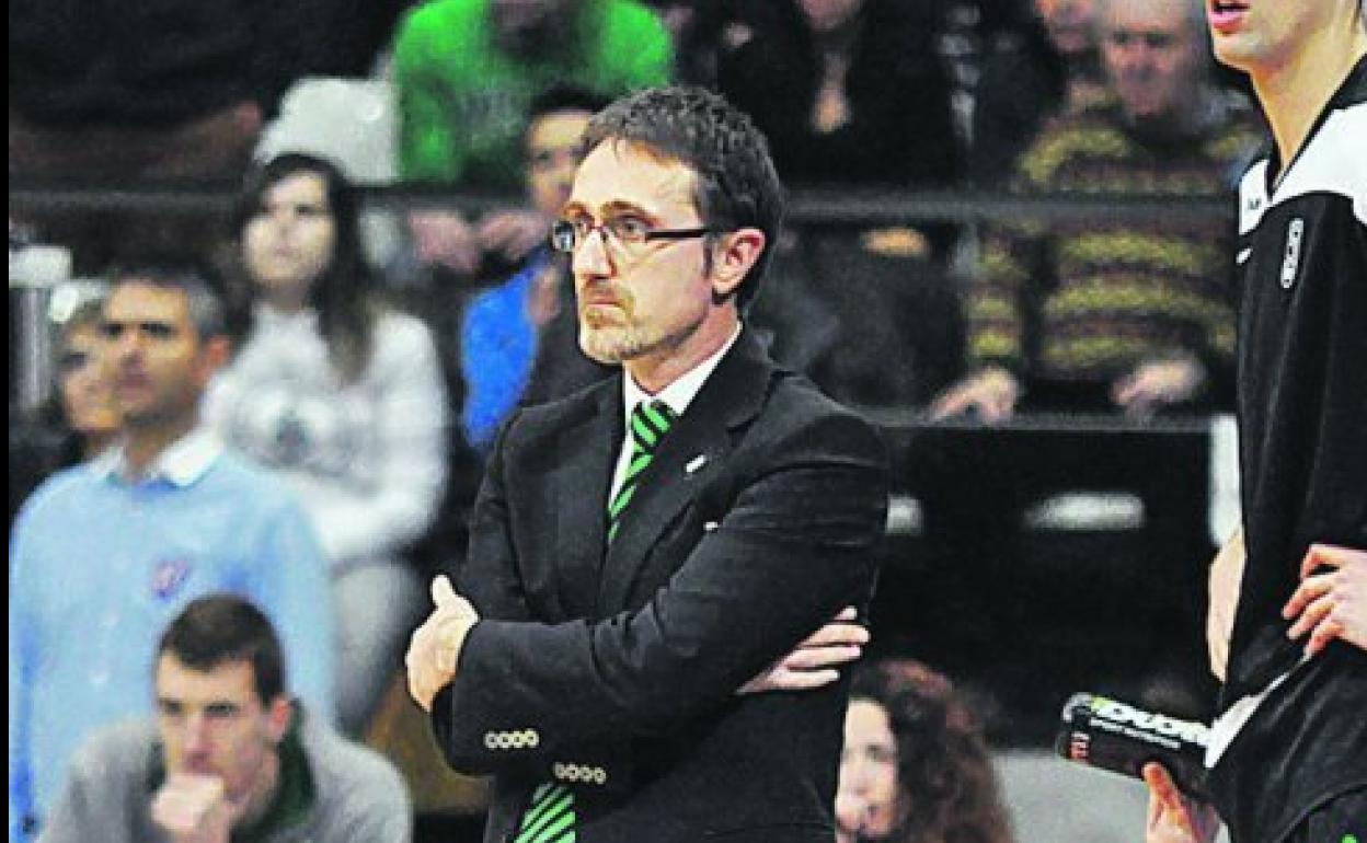 El entrenador donostiarra José Ángel Samaniego se compromete con el Joventut 