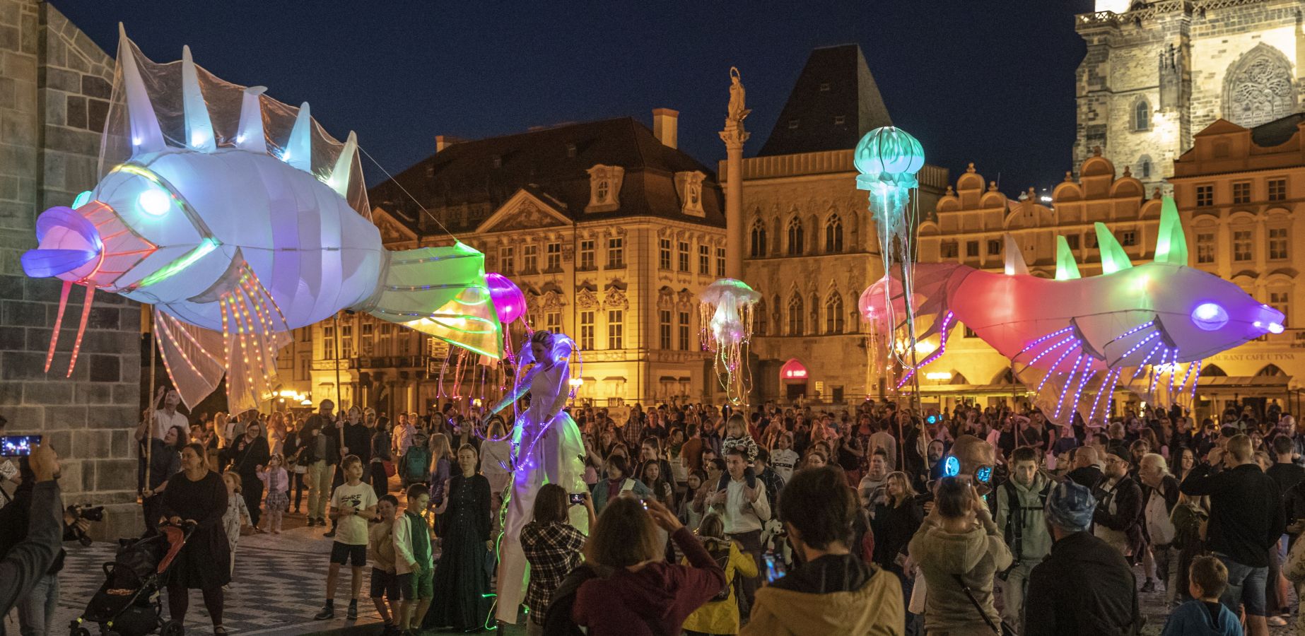 Móvil mapa bostezando Fotos: Praga disfruta de su festival callejero | El Diario Vasco