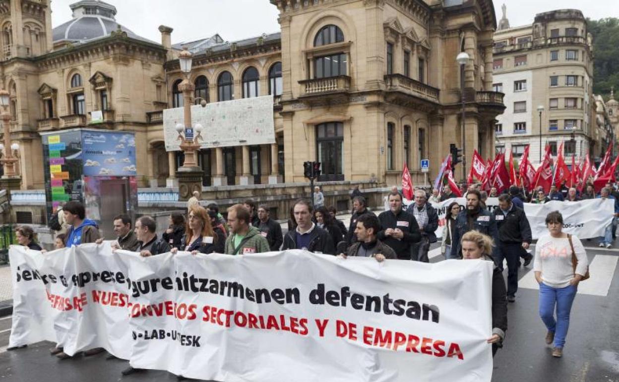 Manifestación sindical en defensa de los convenios sectoriales desarrollada en 2013.