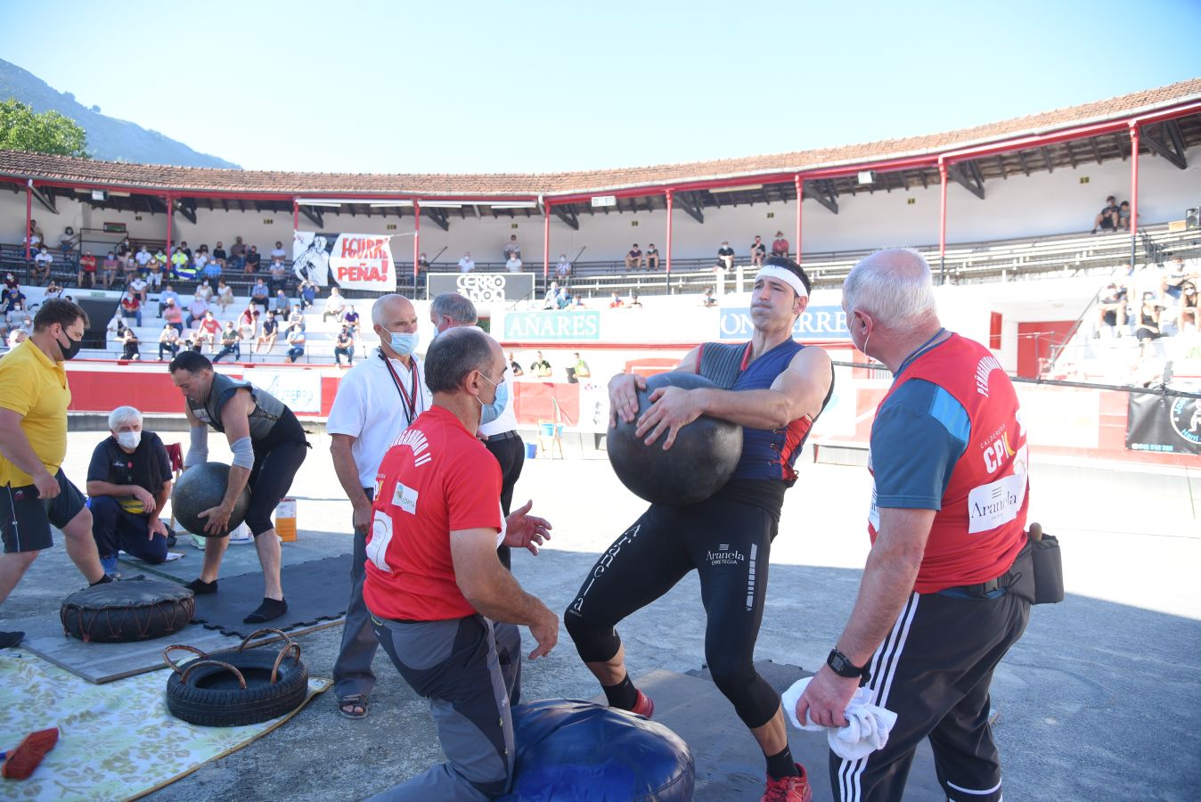 El expelotari se impuso a Joxean Olaskoaga 'Aizperro' en la apuesta combinada de tres trabajos aventajándolo en seis minutos y siete segundos