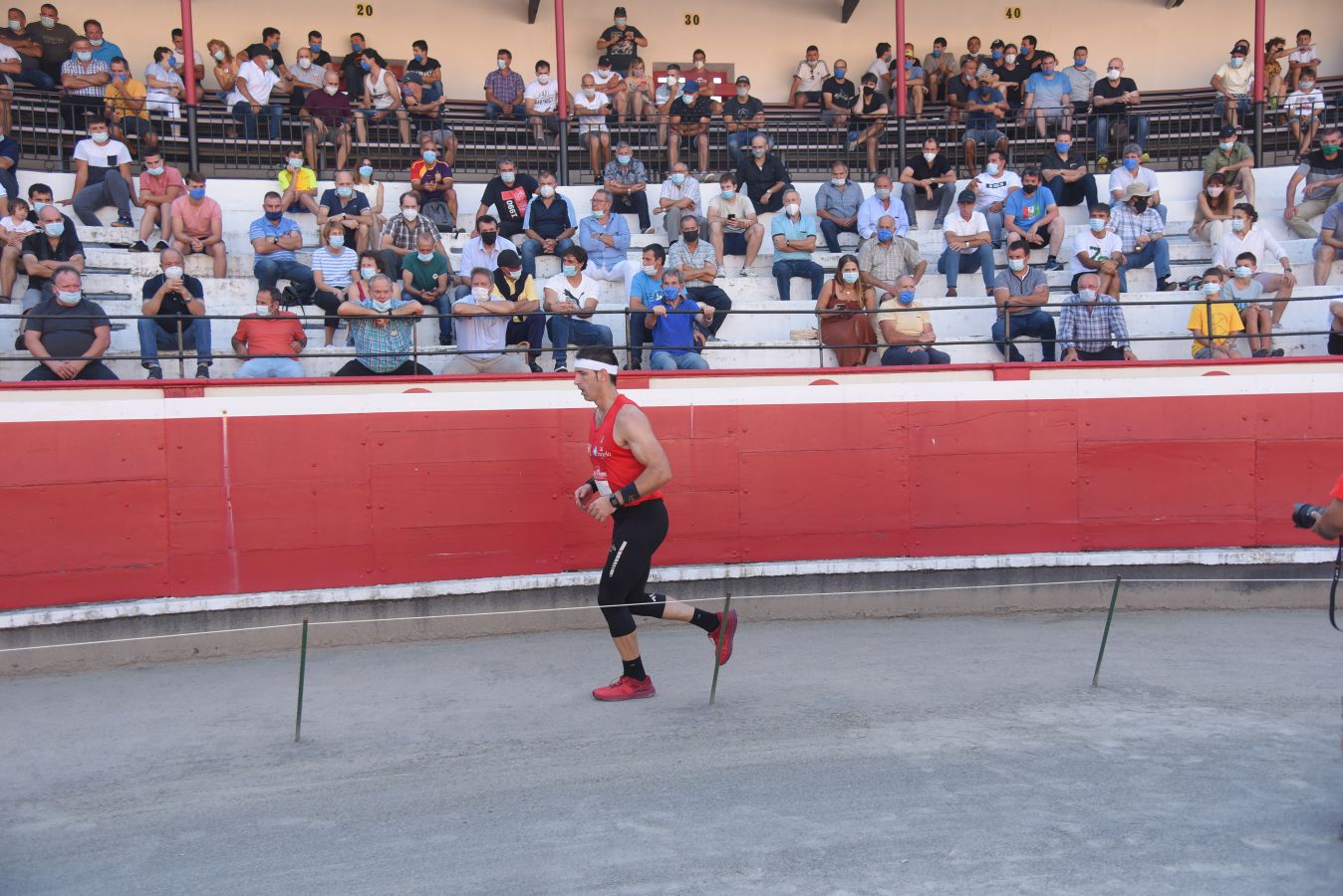 El expelotari se impuso a Joxean Olaskoaga 'Aizperro' en la apuesta combinada de tres trabajos aventajándolo en seis minutos y siete segundos