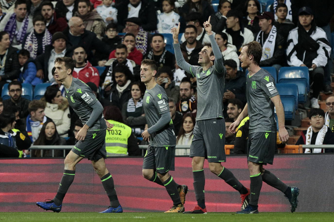 La Real dio la campanada en el Santiago Bernabéu, derrotando a los blancos con Imanol en el banquillo (0-2). Fue uno de los últimos grandes partidos que disputó Zurutuza como txuri-urdin. 