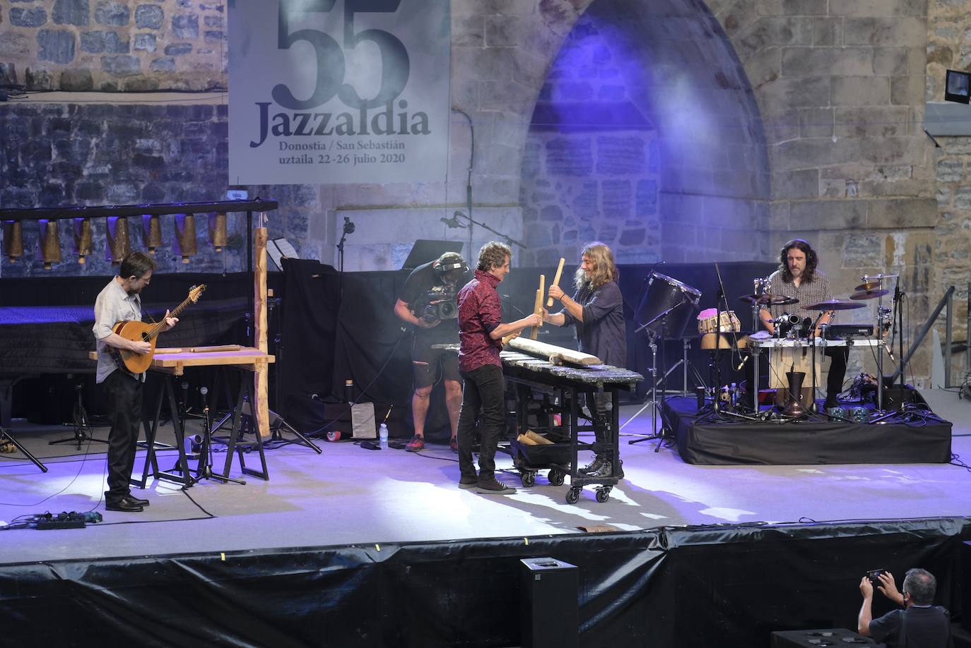 Oreka TX actuaron el jueves en la Trini. 