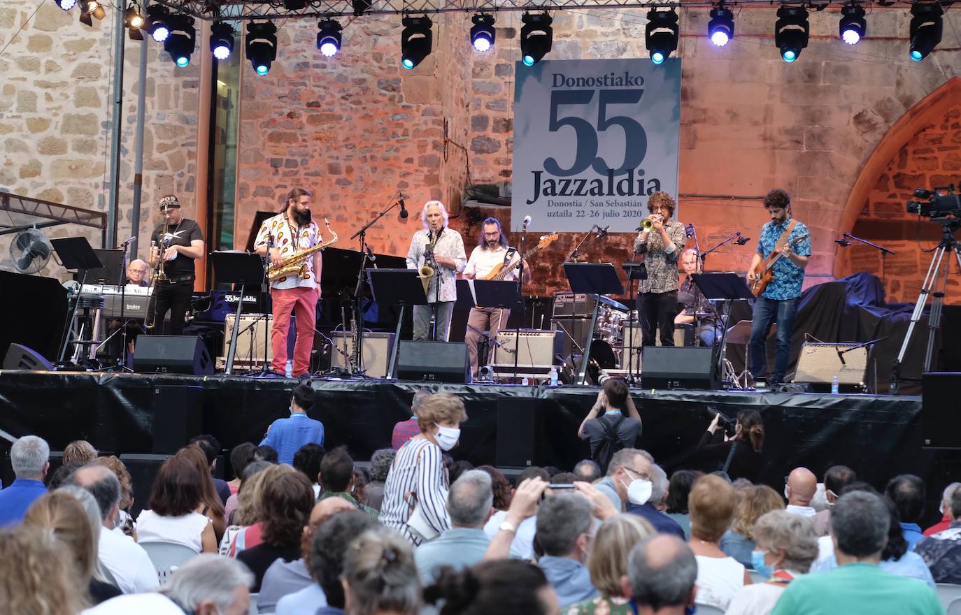 Concierto de Perico Sambeat en la plaza de la Trinidad. 