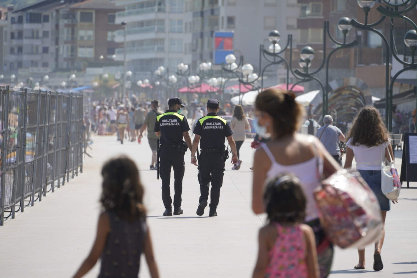 En algunas partes del territorio los termómetros han superado los treinta grados. Aemet eleva a roja la alarma por las altas temperaturas
