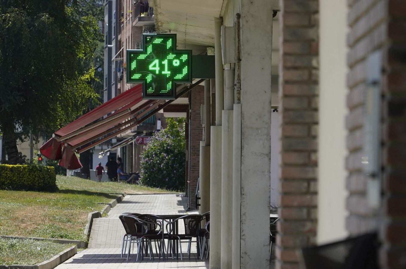 En algunas partes del territorio los termómetros han superado los treinta grados. Aemet eleva a roja la alarma por las altas temperaturas