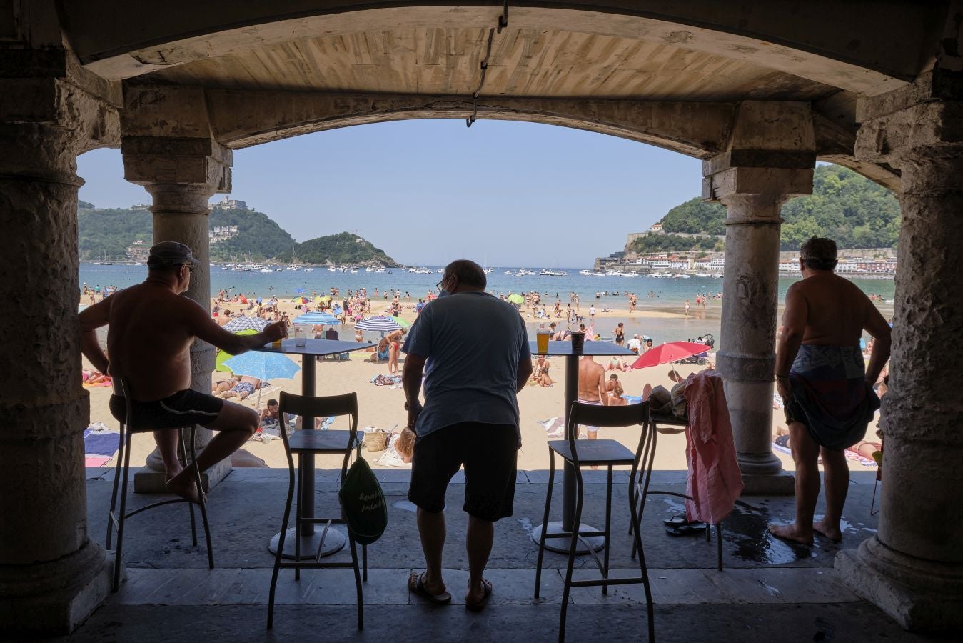 En algunas partes del territorio los termómetros han superado los treinta grados. Aemet eleva a roja la alarma por las altas temperaturas