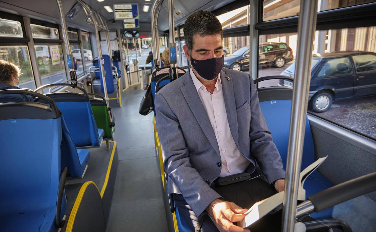 Eneko Goia: «Me trae al fresco el debate sobre monarquía o república en España»