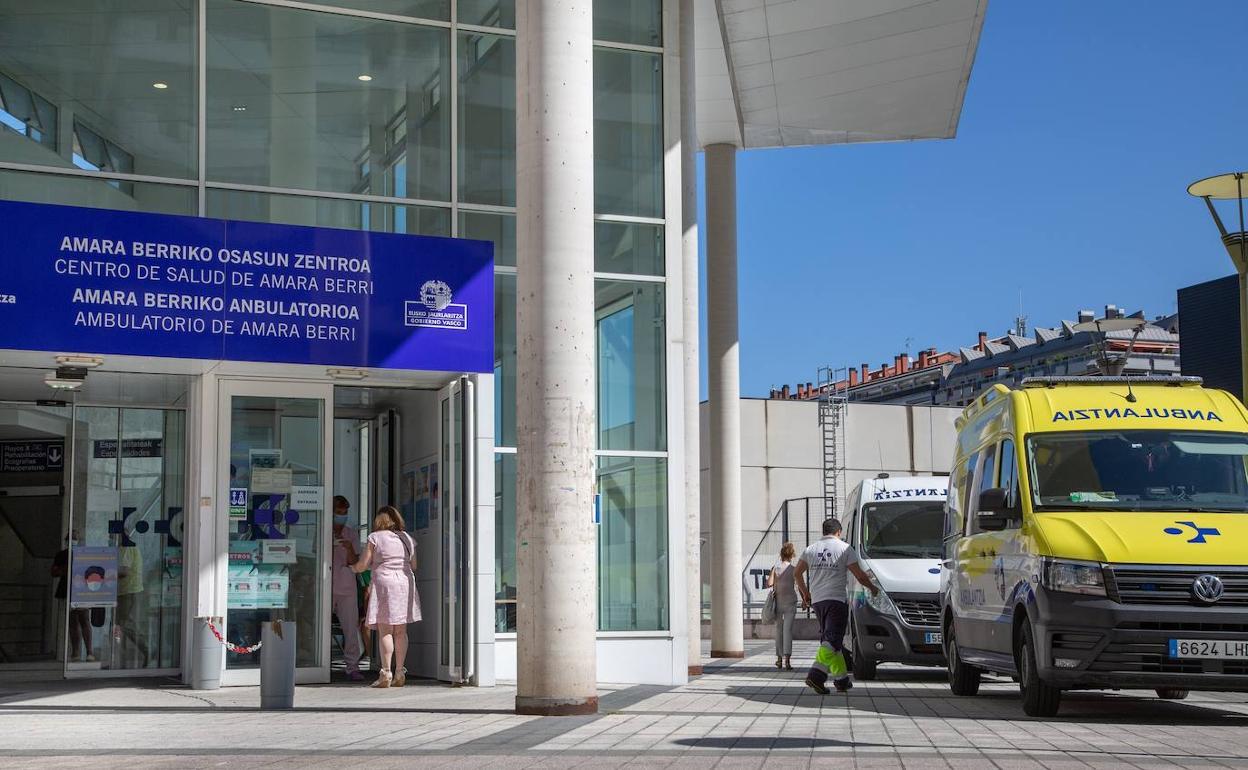 «Si conocen a un médico de familia en paro, que venga a Osakidetza»