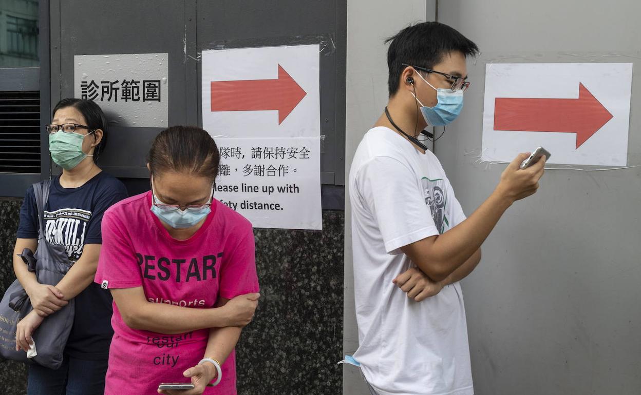 Un hongkonés regresado de España primer reinfectado por Covid-19 en el mundo