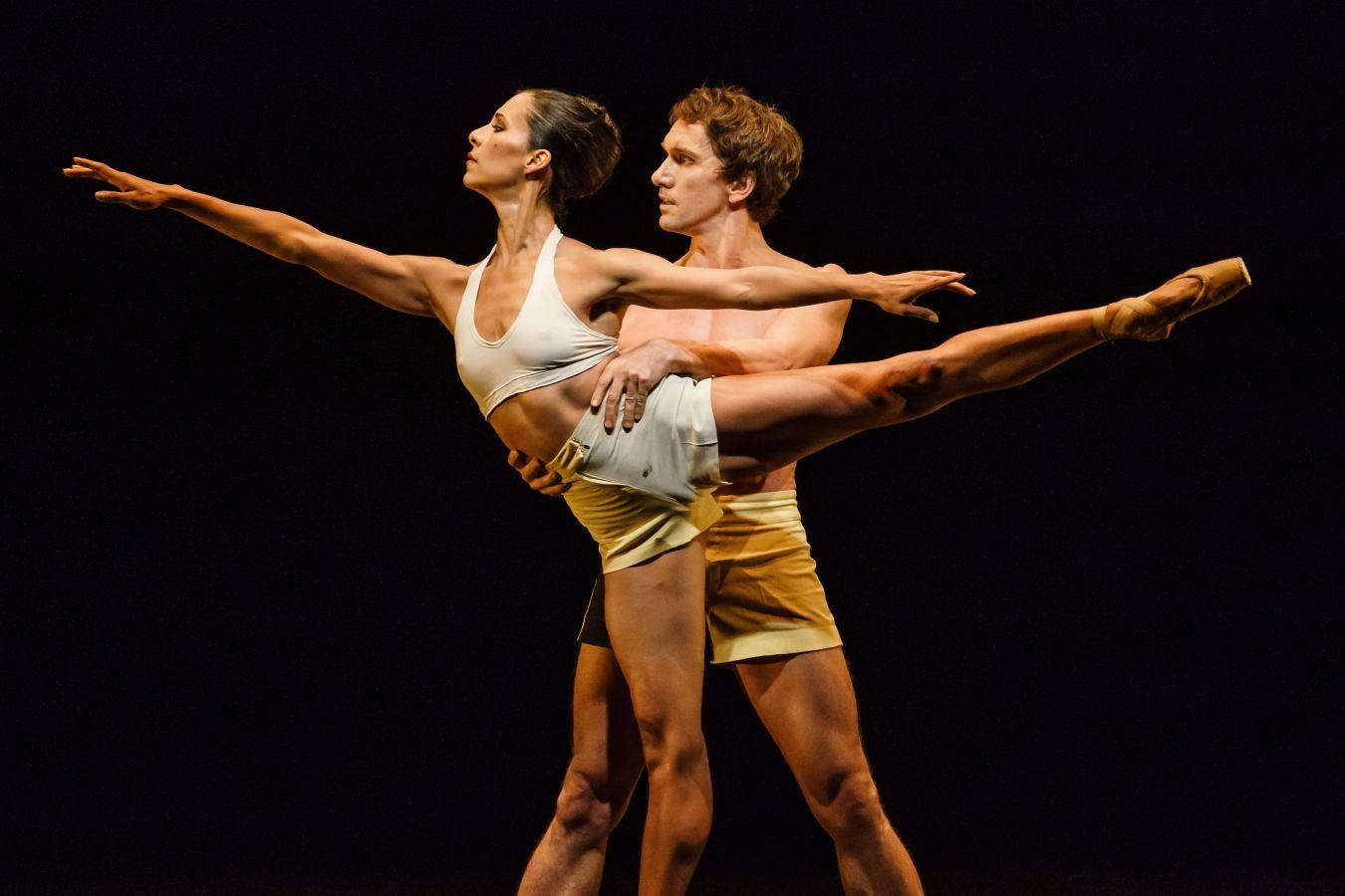 Vuelta a los escenarios del Staatsballett Berlín.