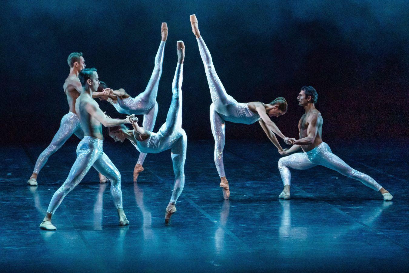 Vuelta a los escenarios del Staatsballett Berlín.