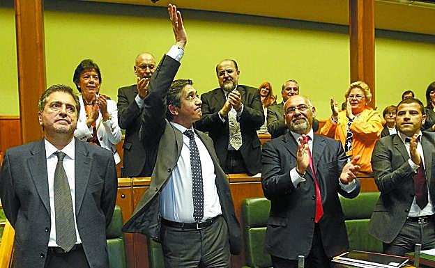 En mayo de 2009, Patxi López hace historia al ser el primer lehendakari socialista del País Vasco, aunque Ramón Rubial ya fue presidente del Consejo General Vasco en 1978.
