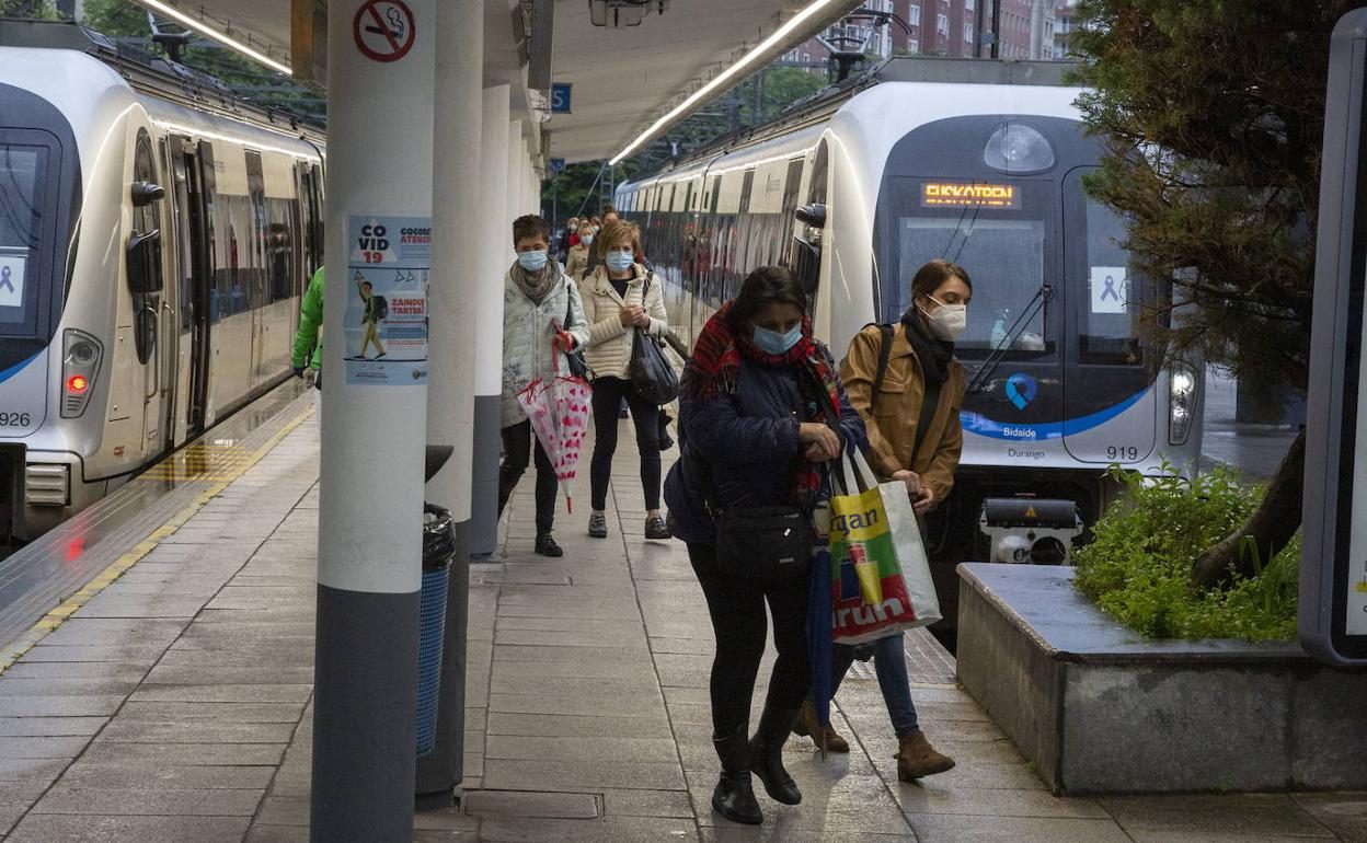 El PSE puede recuperar el área de Transportes y el PNV gestionar Justicia