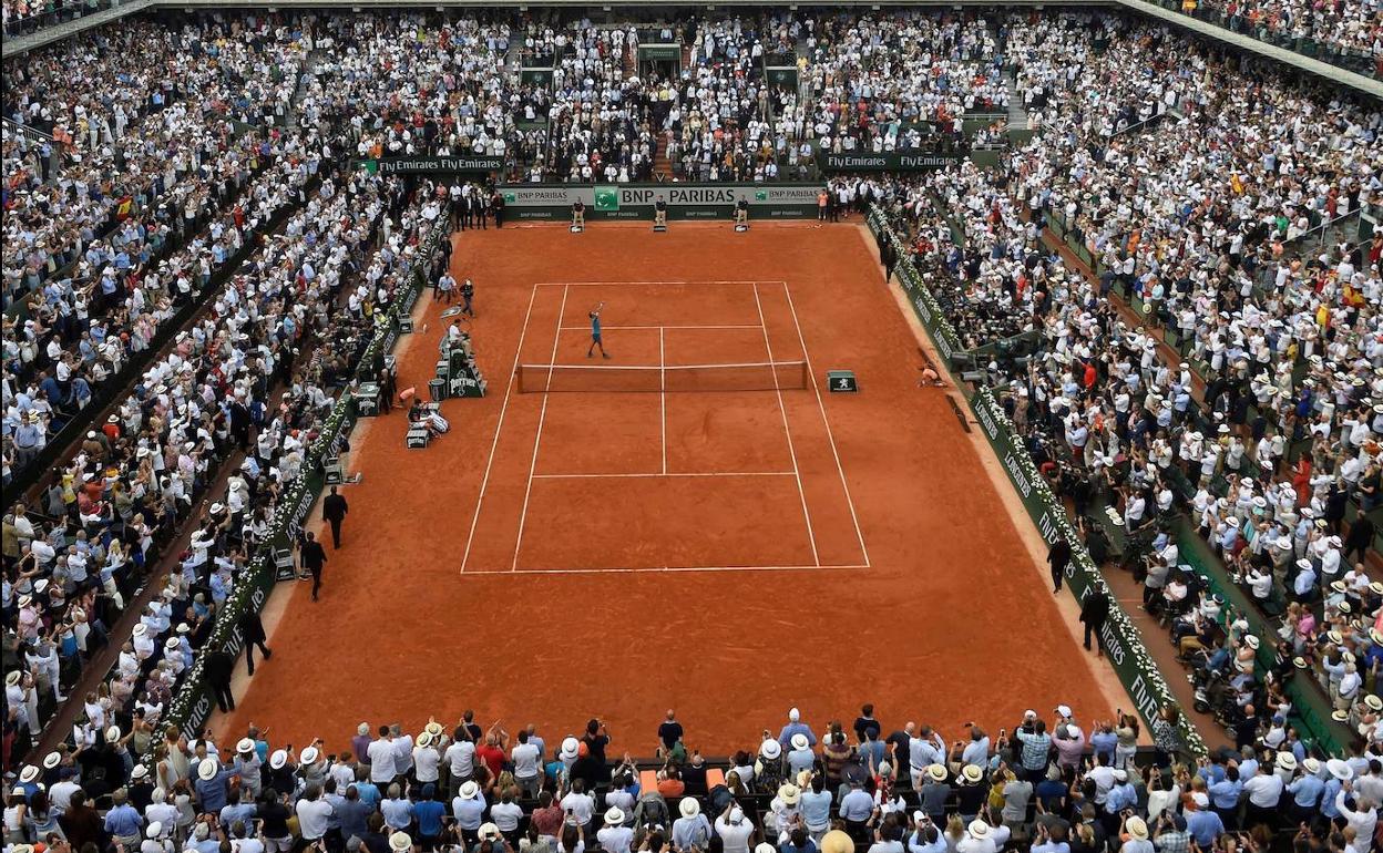 Tenis: Roland Garros reduce más el público y endurece las medidas contra el Covid-19