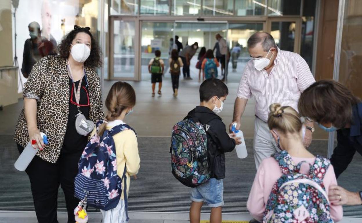 Vuelta al cole de los alumnos de Summa Aldapeta de Donostia