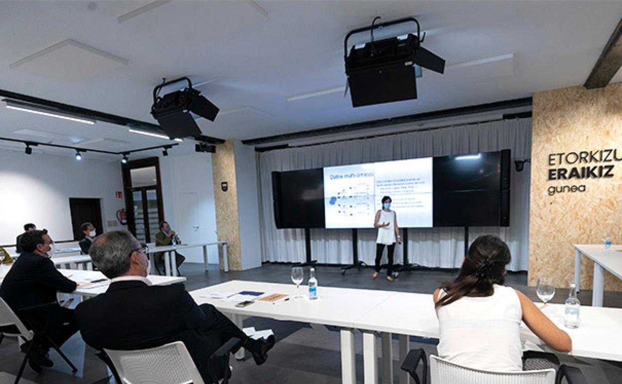 La red de I+D+i de Gipuzkoa incorpora cinco talentos científicos