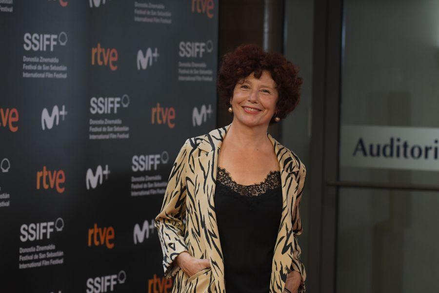 Los looks más destacados de la alfombra roja en la jornada inaugural del Festival de Cine de San Sebastián 2020