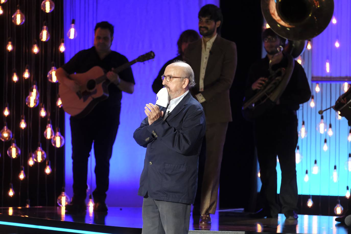 La música y la danza estuvieron muy presentes en la inauguración oficial de la 68 edición del Festival de Cine de San Sebastián