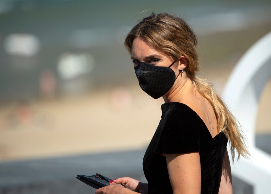 Danielle Arbid, Laetitia Dosch y Sergei Polunin han posado esta mañana ante los medios y presentarán esta tarde su película, 'Passion Simple'. 