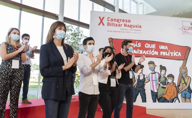 Idoia Mendia, en la clausura del X Congreso de Juventudes Socialistas de Euskadi 