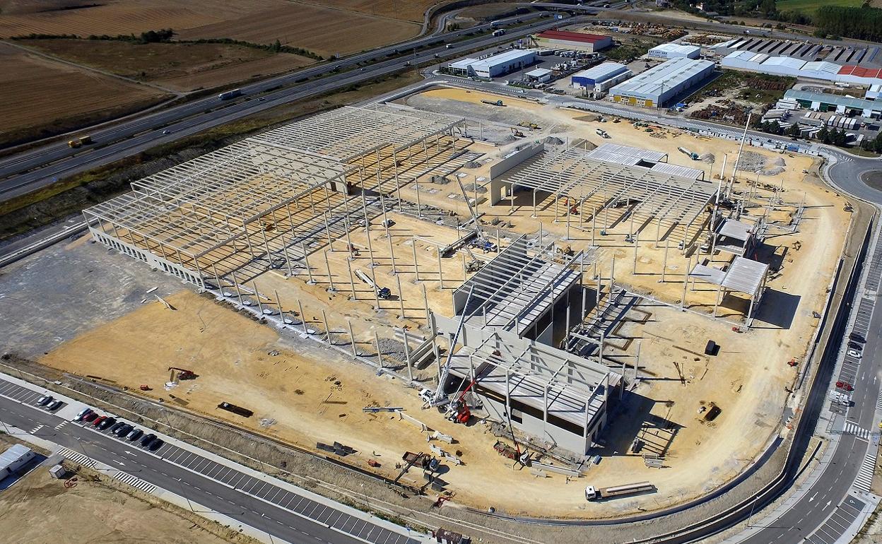 Las obras de la nueva plataforma logística en Nanclares de la Oca ya se han iniciado. 